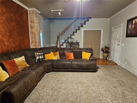 101 Sunset Drive Anamosa IA 52205