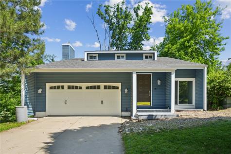 2312 Chestnut Court NE Cedar Rapids IA 52402