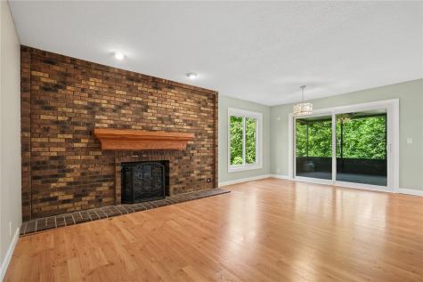 2312 Chestnut Court NE Cedar Rapids IA 52402