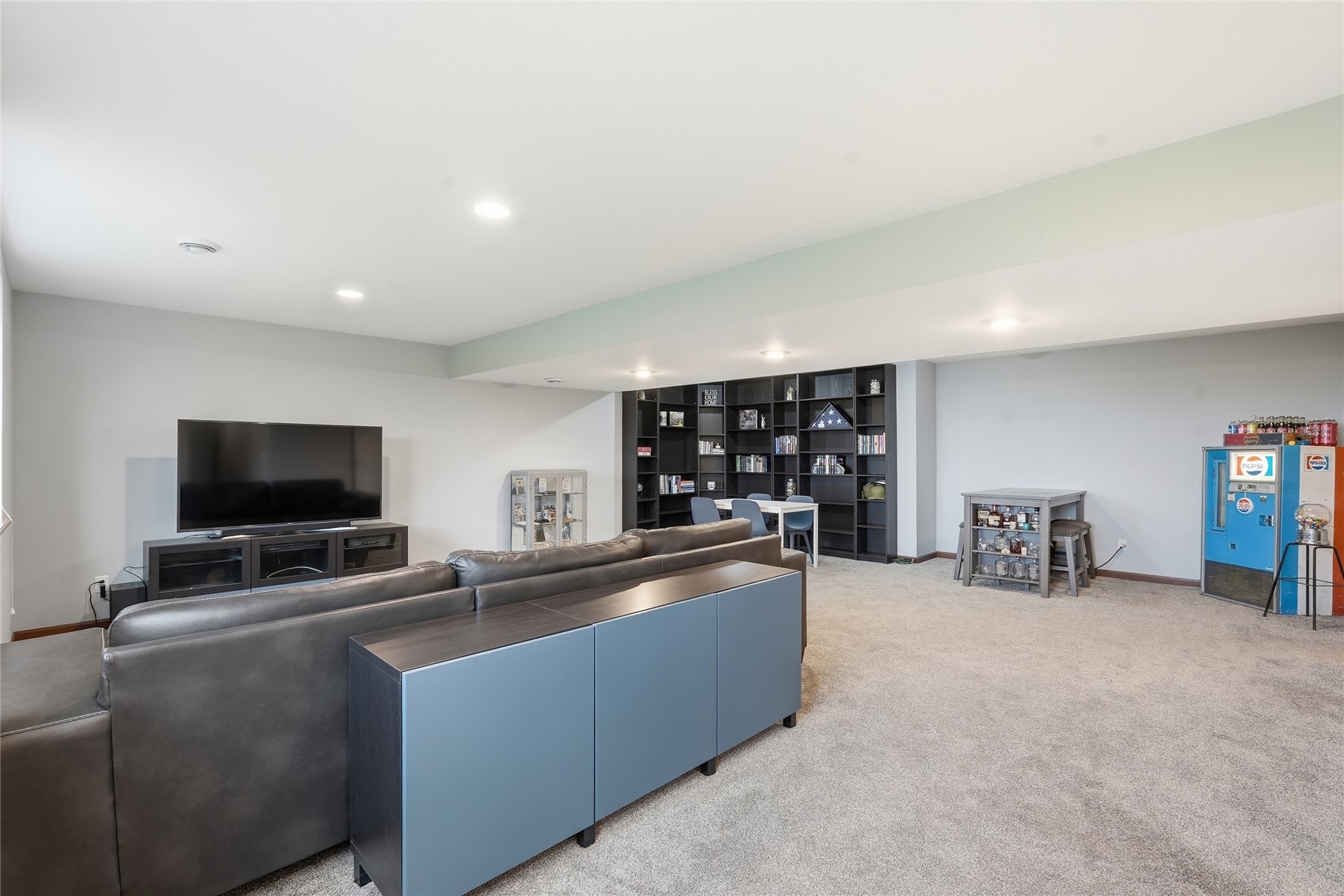 706 Limerock Drive NW Cedar Rapids IA 52405