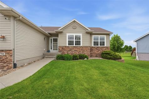 706 Limerock Drive NW Cedar Rapids IA 52405