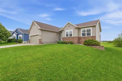 706 Limerock Drive NW Cedar Rapids IA 52405