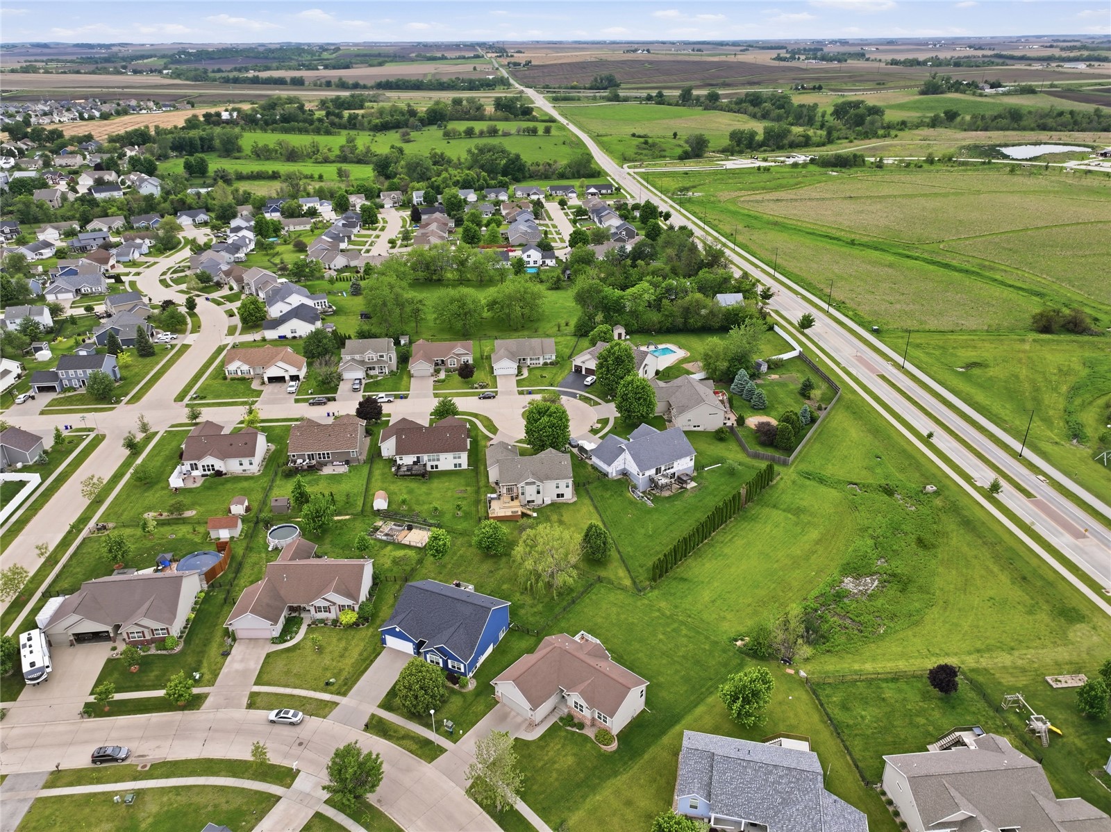706 Limerock Drive NW Cedar Rapids IA 52405