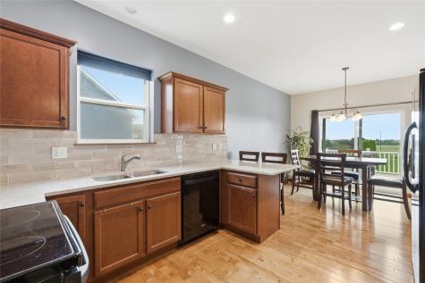 706 Limerock Drive NW Cedar Rapids IA 52405
