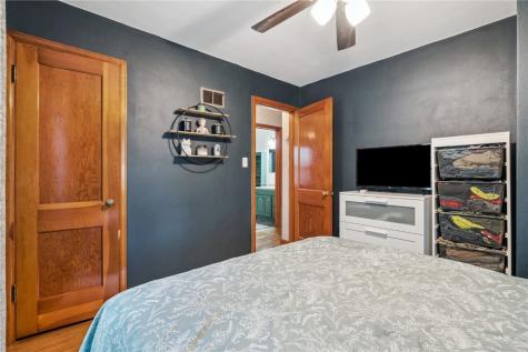 186 22nd Avenue SW Cedar Rapids IA 52404