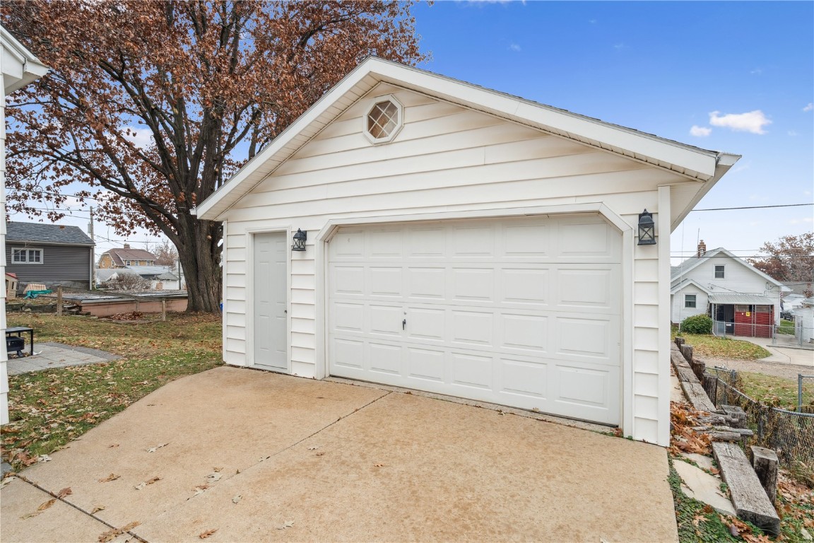 186 22nd Avenue SW Cedar Rapids IA 52404