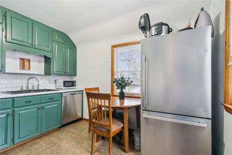 186 22nd Avenue SW Cedar Rapids IA 52404