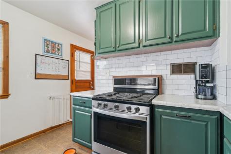 186 22nd Avenue SW Cedar Rapids IA 52404