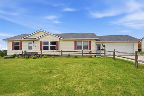 903 Main Street Brandon IA 52210