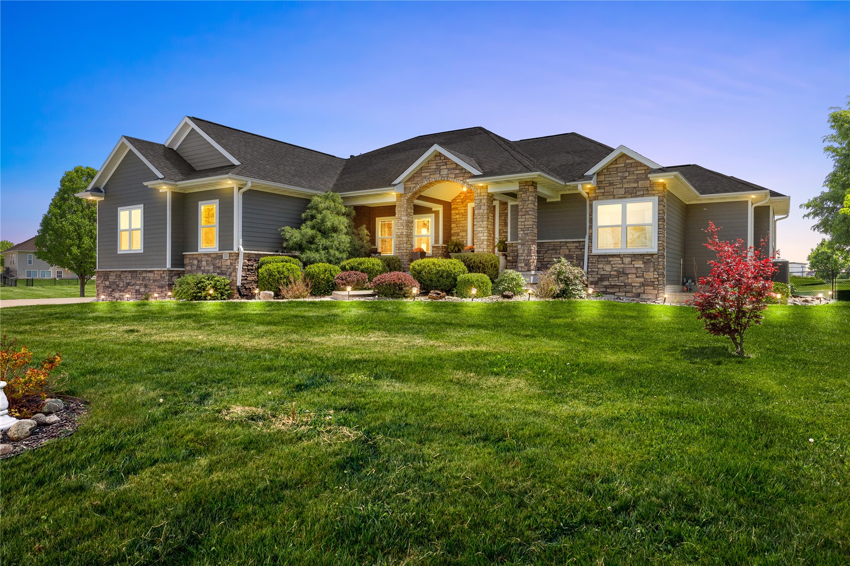 2097 Emmons Street Hiawatha IA 52233