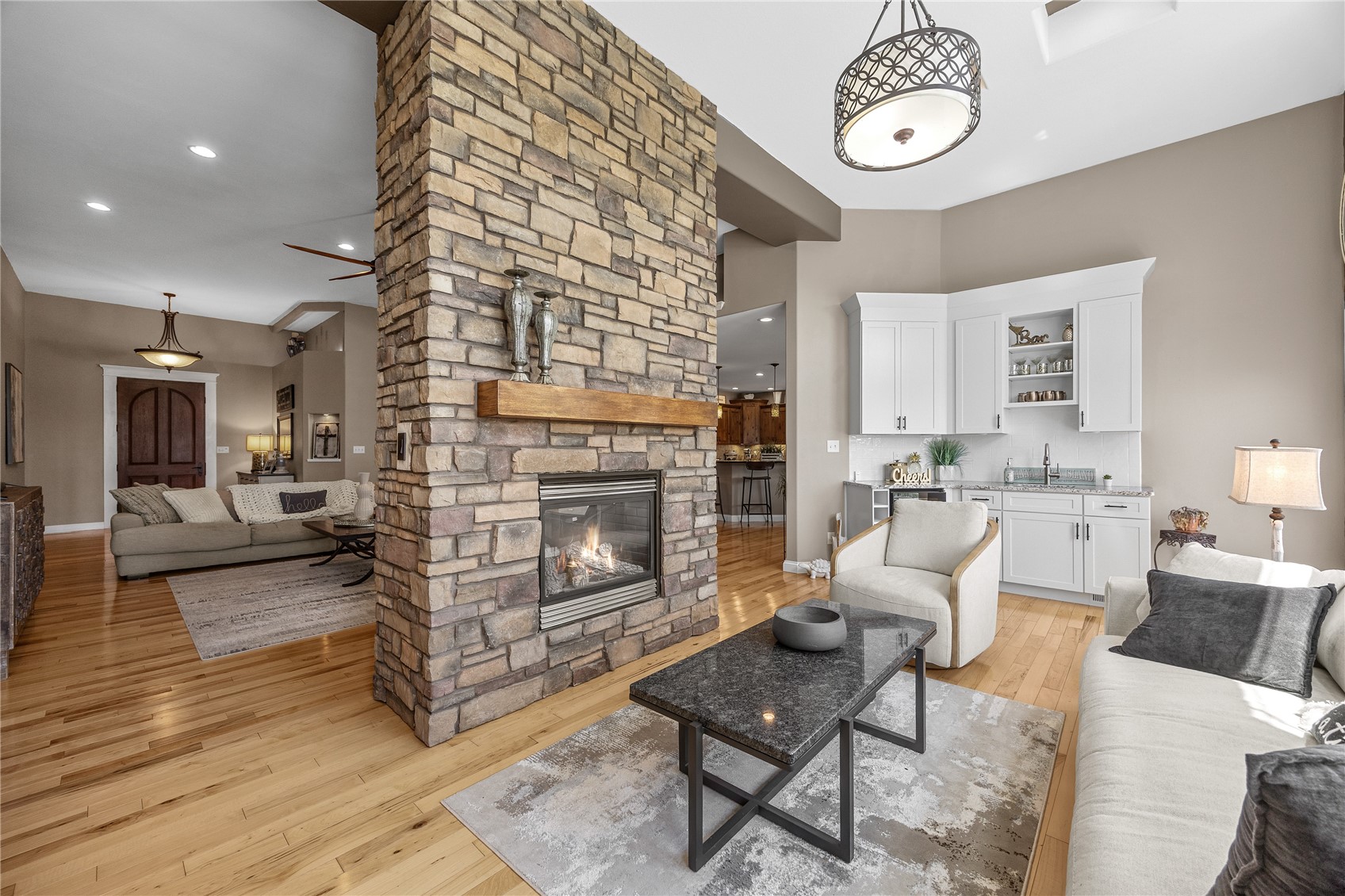 2097 Emmons Street Hiawatha IA 52233