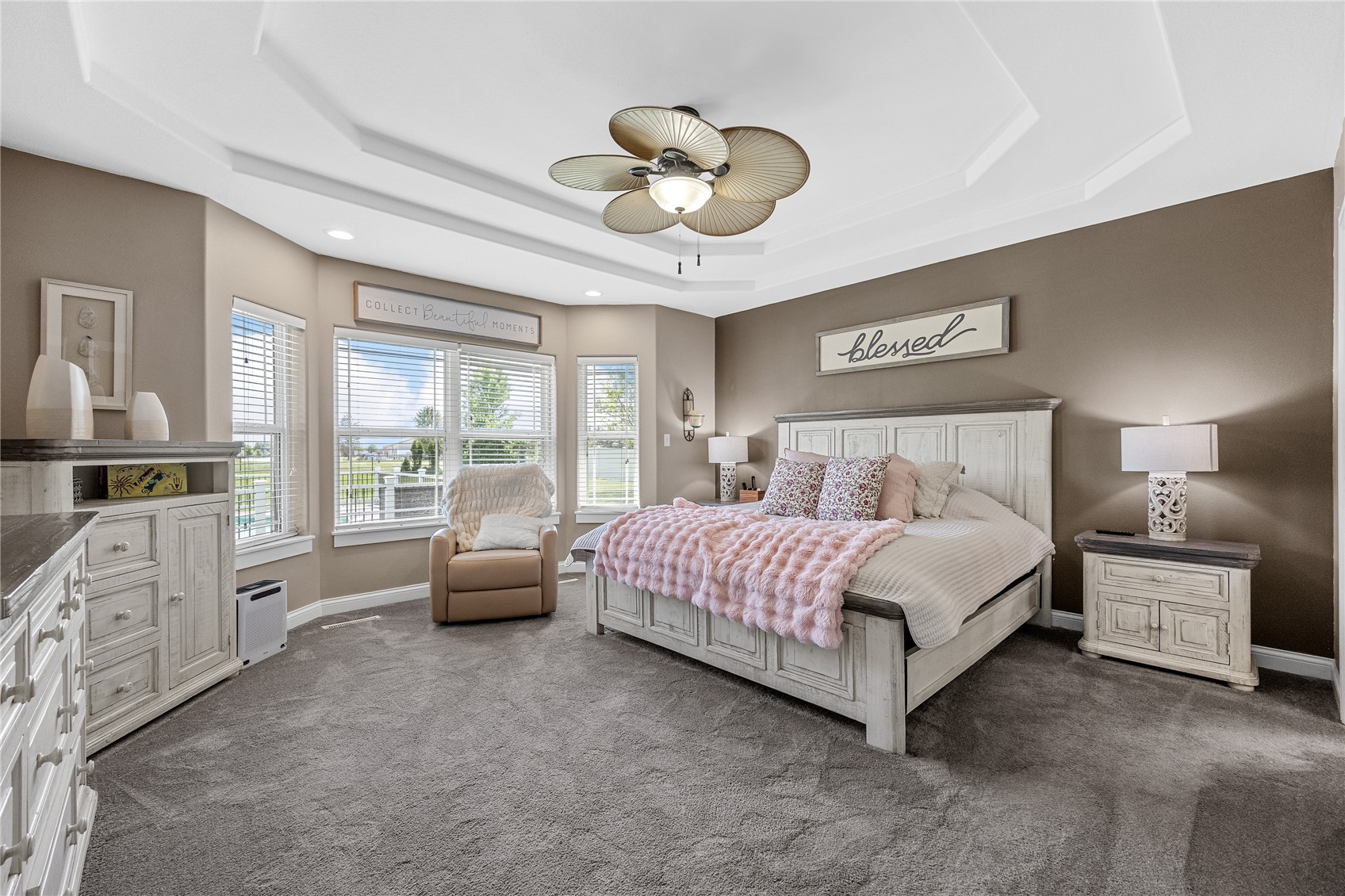 2097 Emmons Street Hiawatha IA 52233
