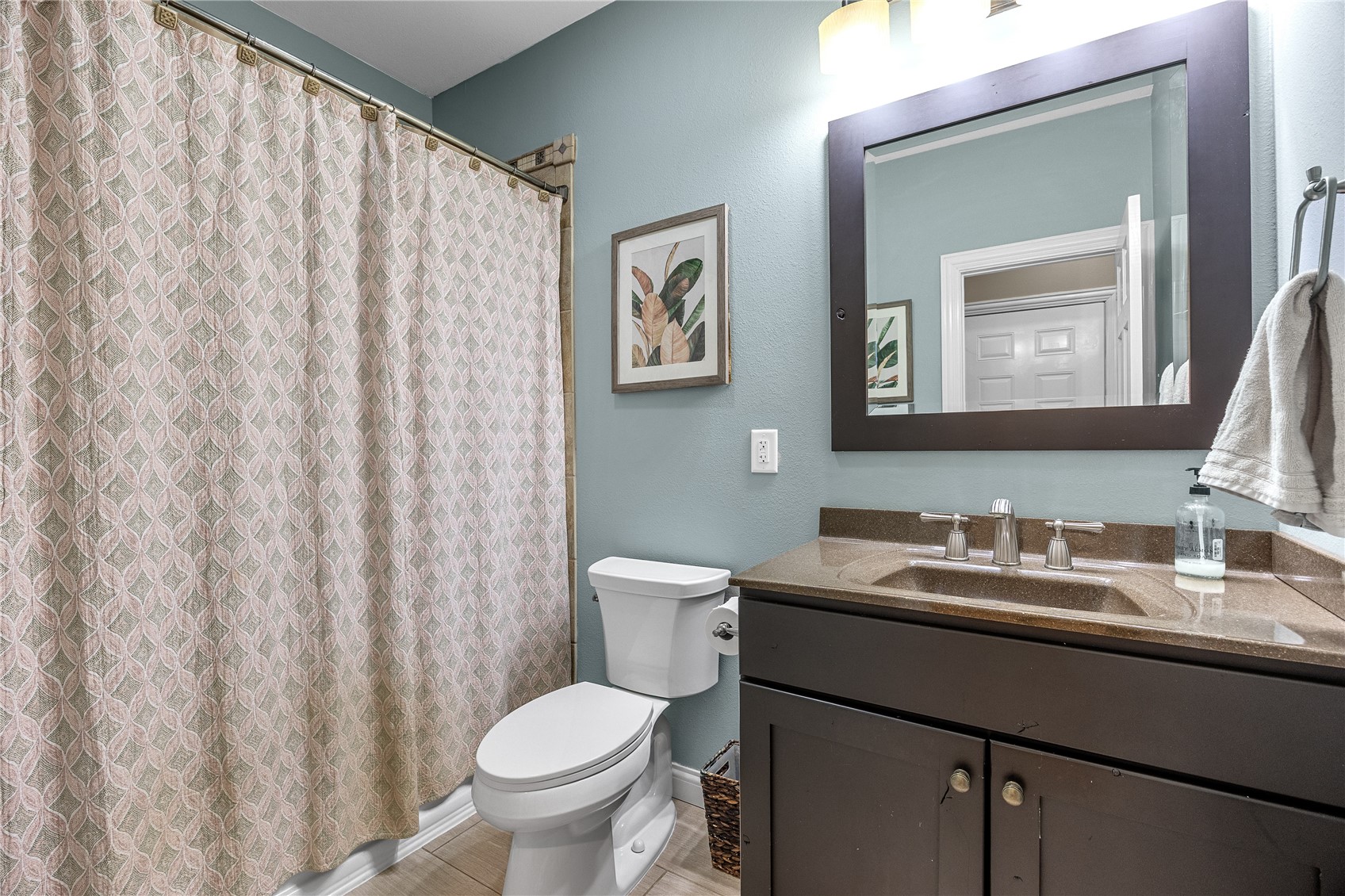 2097 Emmons Street Hiawatha IA 52233