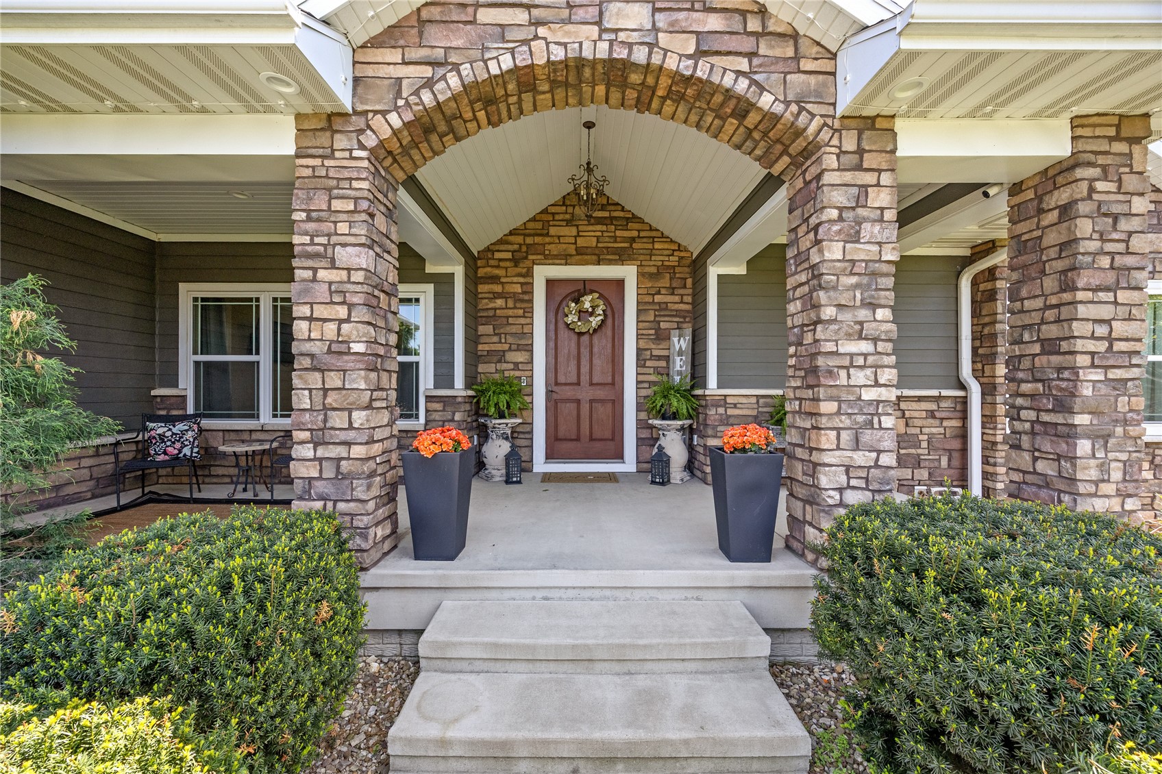 2097 Emmons Street Hiawatha IA 52233