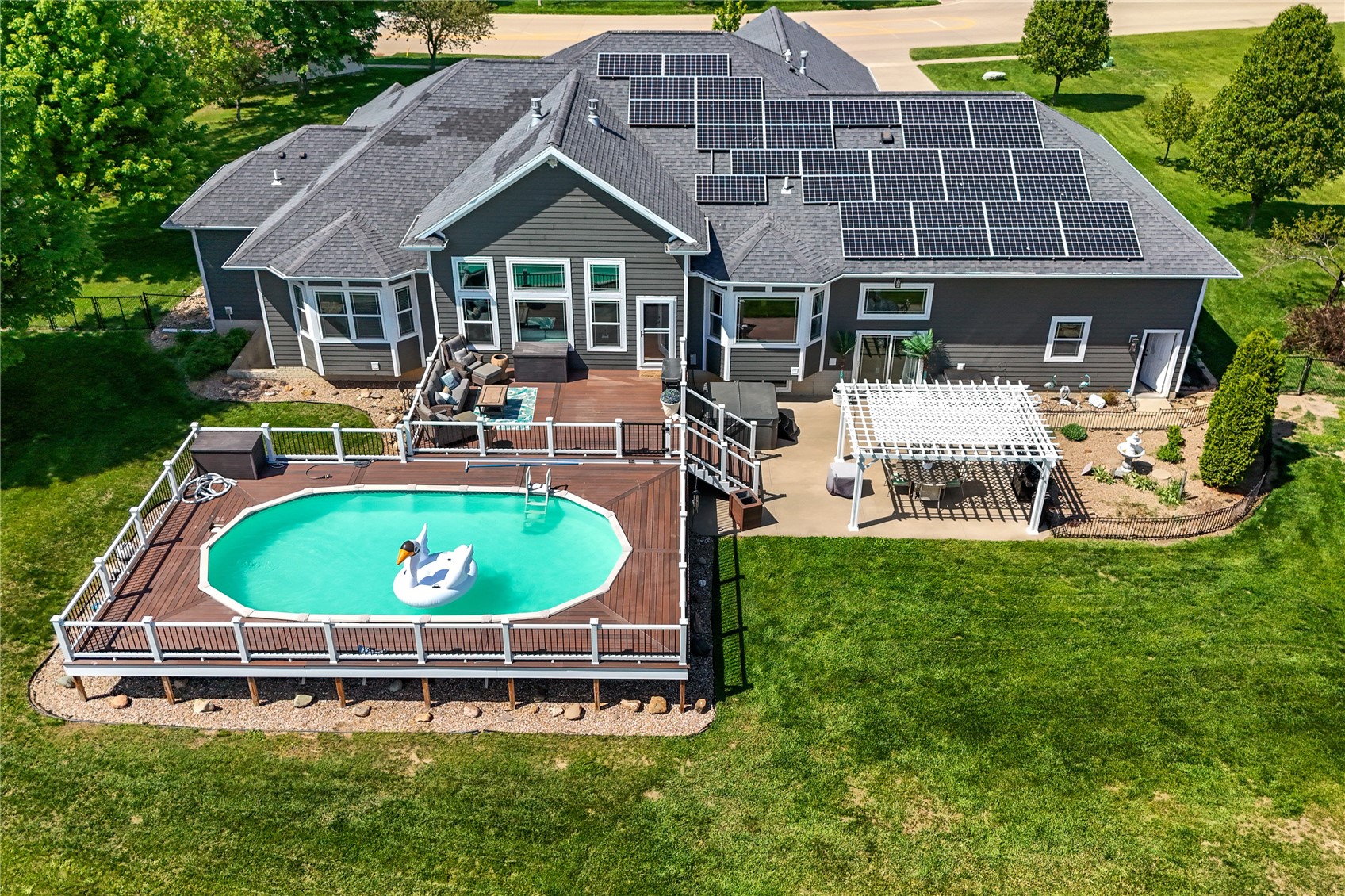 2097 Emmons Street Hiawatha IA 52233