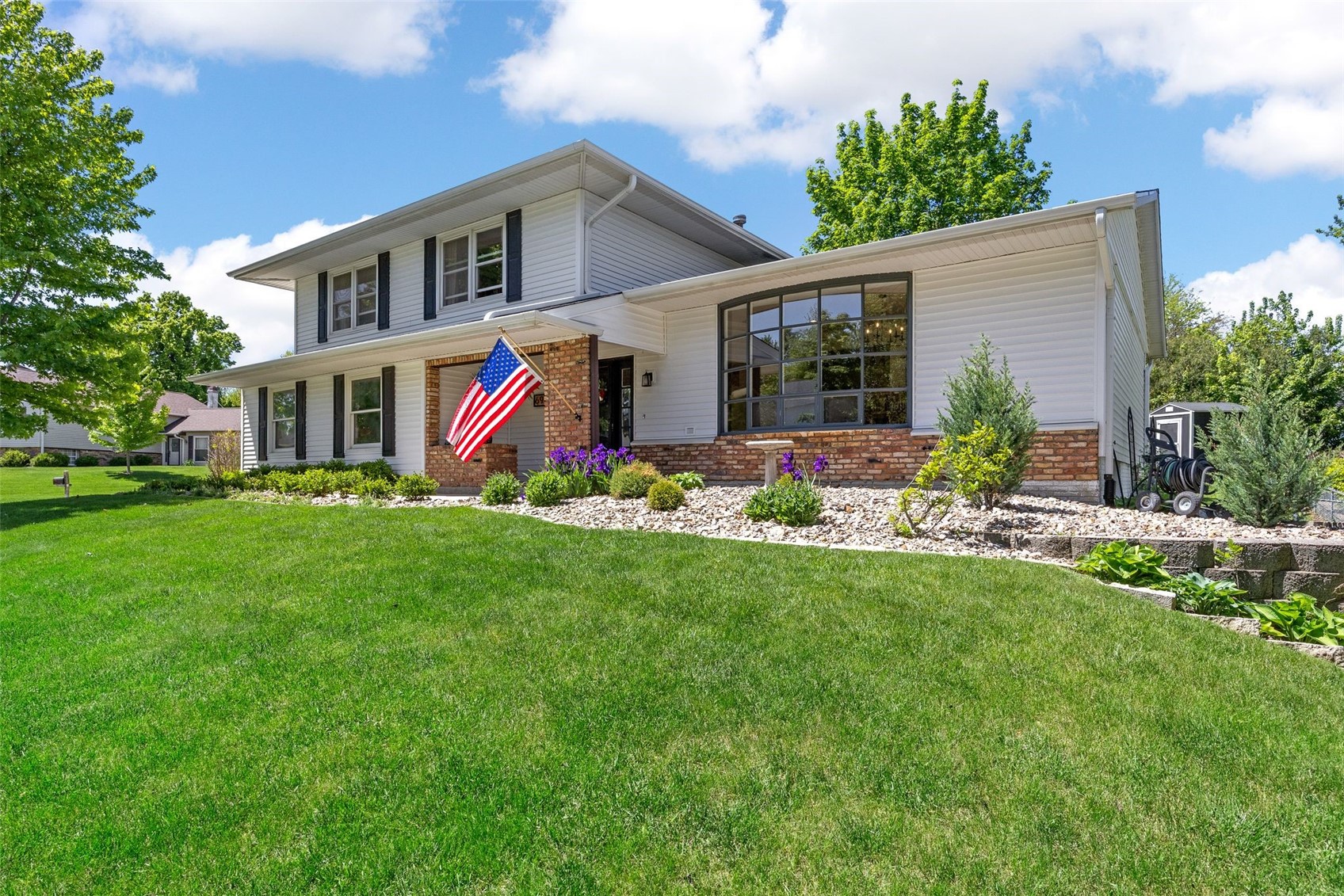 6917 Chelsea Drive NE Cedar Rapids IA 52402