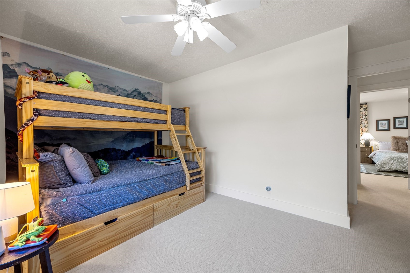 6917 Chelsea Drive NE Cedar Rapids IA 52402
