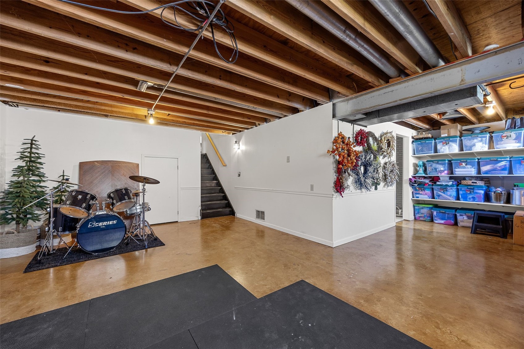6917 Chelsea Drive NE Cedar Rapids IA 52402