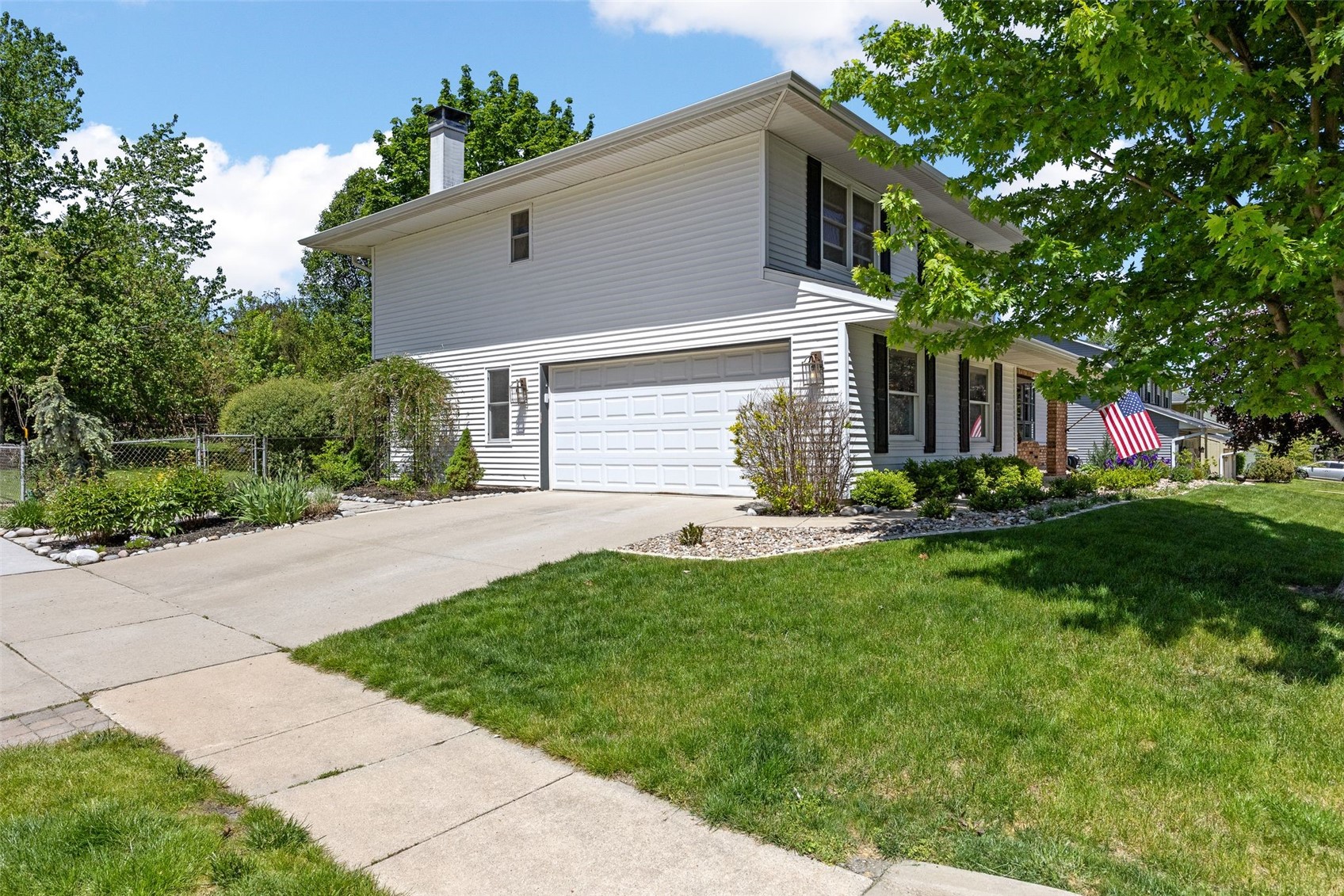 6917 Chelsea Drive NE Cedar Rapids IA 52402
