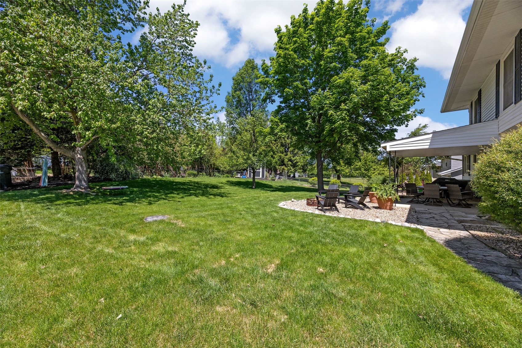 6917 Chelsea Drive NE Cedar Rapids IA 52402