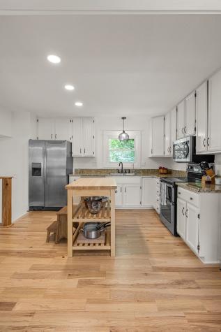 6917 Chelsea Drive NE Cedar Rapids IA 52402