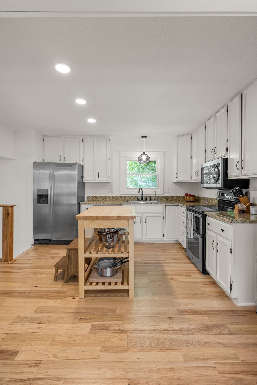 6917 Chelsea Drive NE Cedar Rapids IA 52402