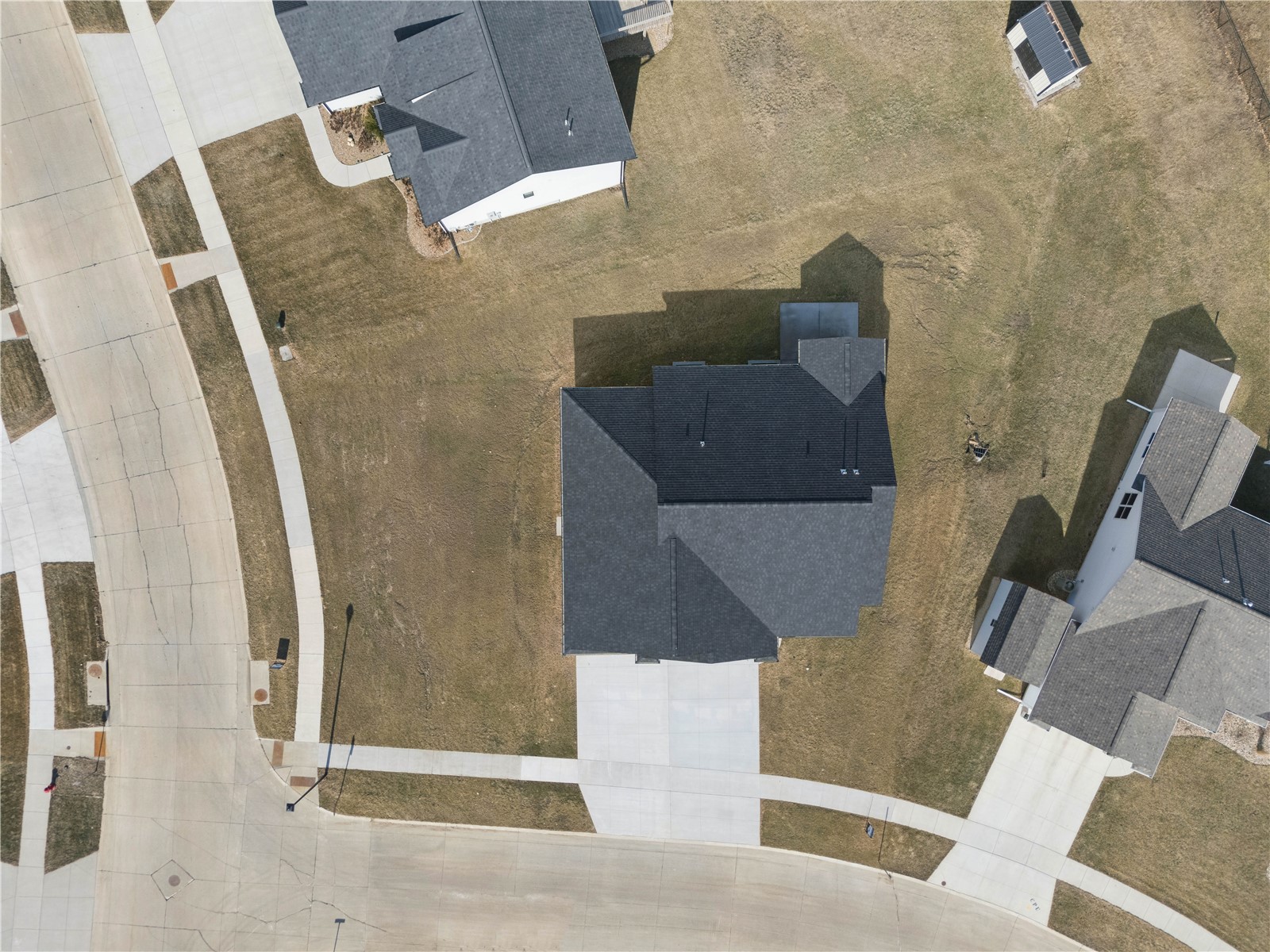 718 Pointer Circle Center Point IA 52213