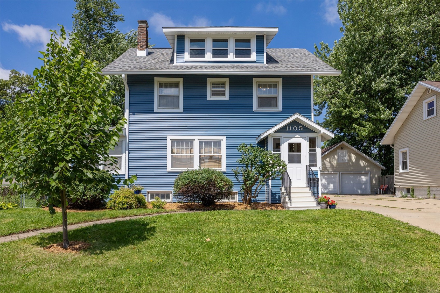 1105 Maplewood Drive NE Cedar Rapids IA 52402