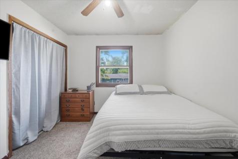505 Maplewood Drive Center Point IA 52213