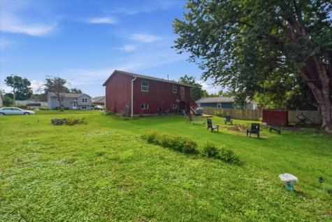 505 Maplewood Drive Center Point IA 52213