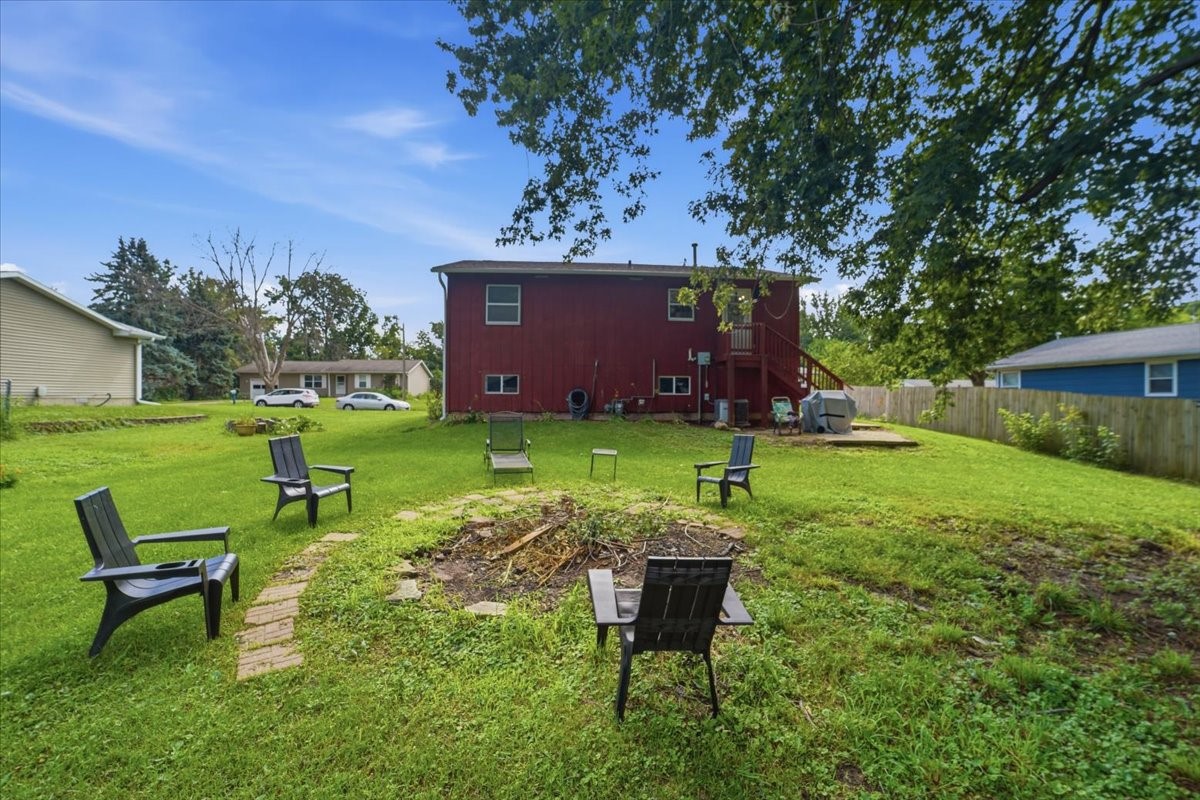 505 Maplewood Drive Center Point IA 52213