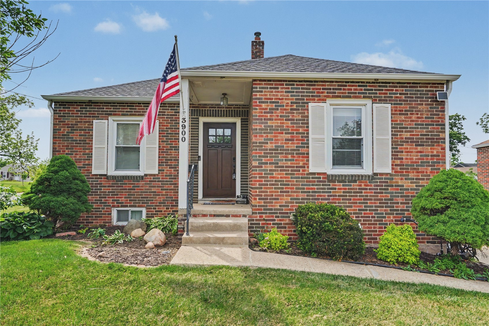 3900 Hart Court NE Cedar Rapids IA 52402