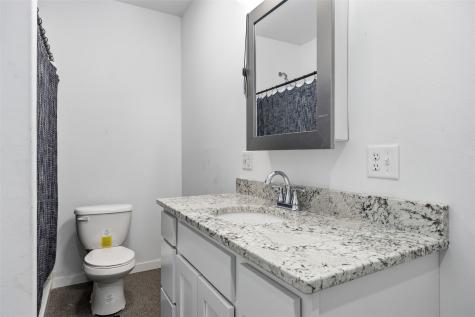311 Charles Street SE Blairstown IA 52209