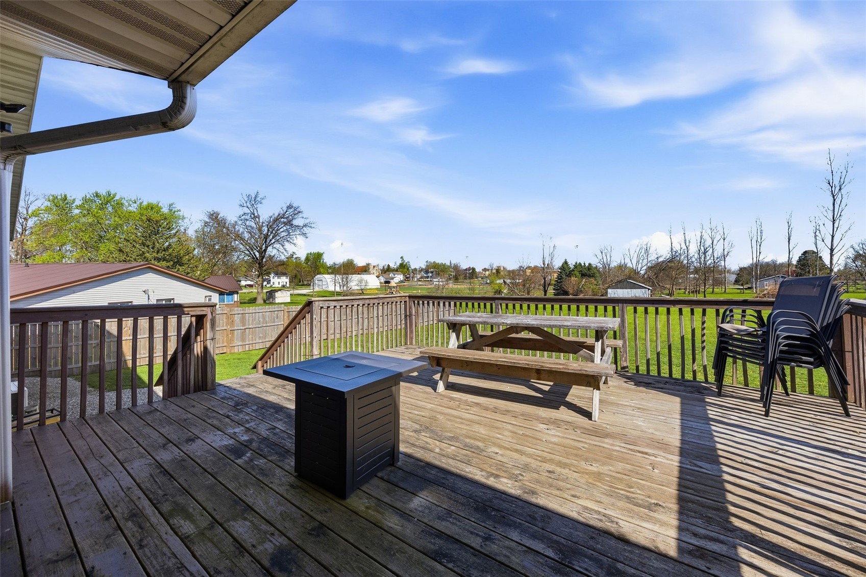 311 Charles Street SE Blairstown IA 52209