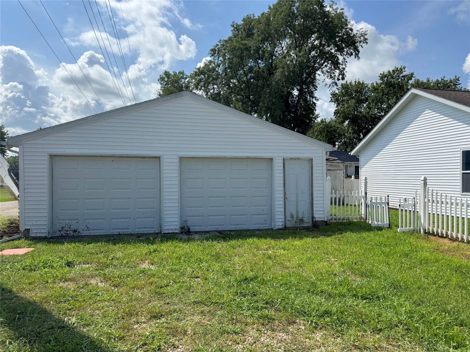 140 Summerhays Street Tiffin IA 52052