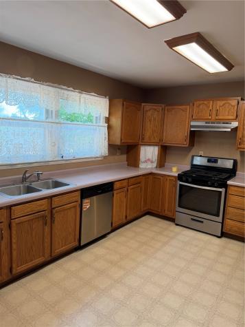 344 SW 28th Avenue Cedar Rapids IA 52404