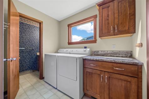 360 Parkland Drive SE Cedar Rapids IA 52403