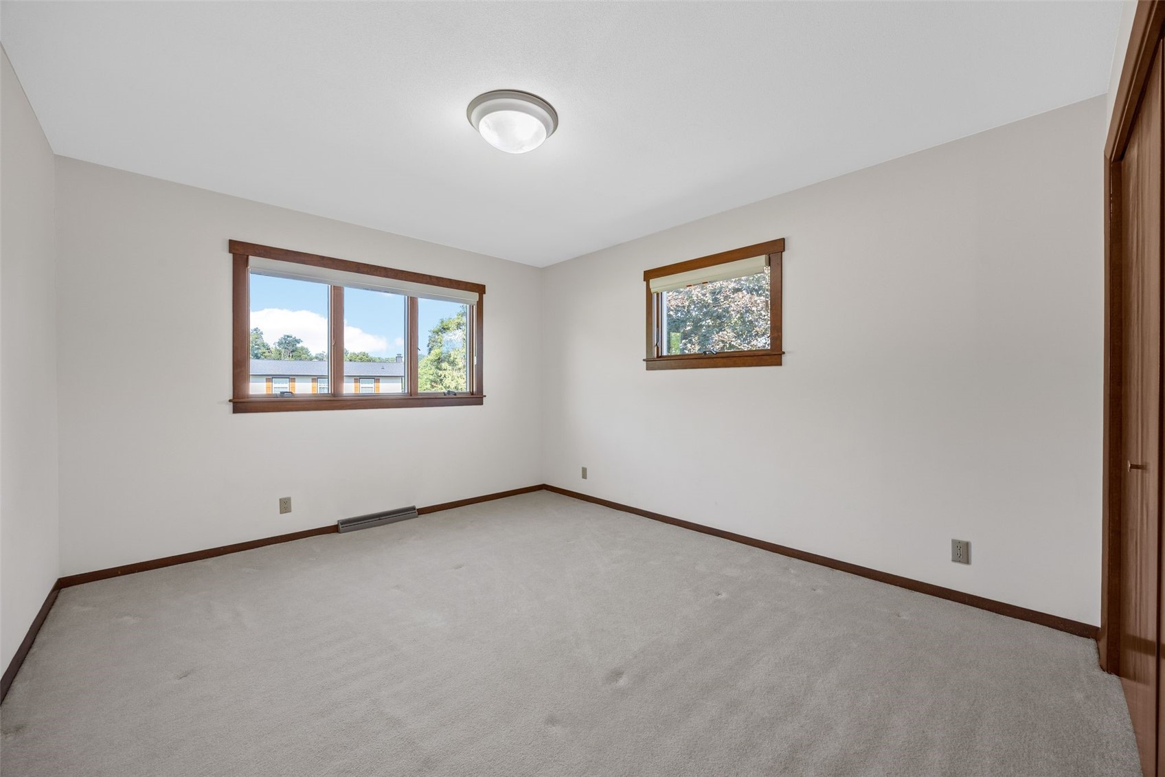 360 Parkland Drive SE Cedar Rapids IA 52403