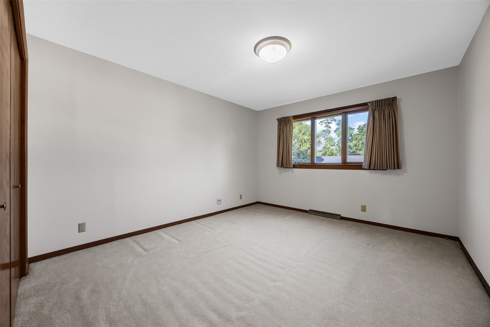 360 Parkland Drive SE Cedar Rapids IA 52403