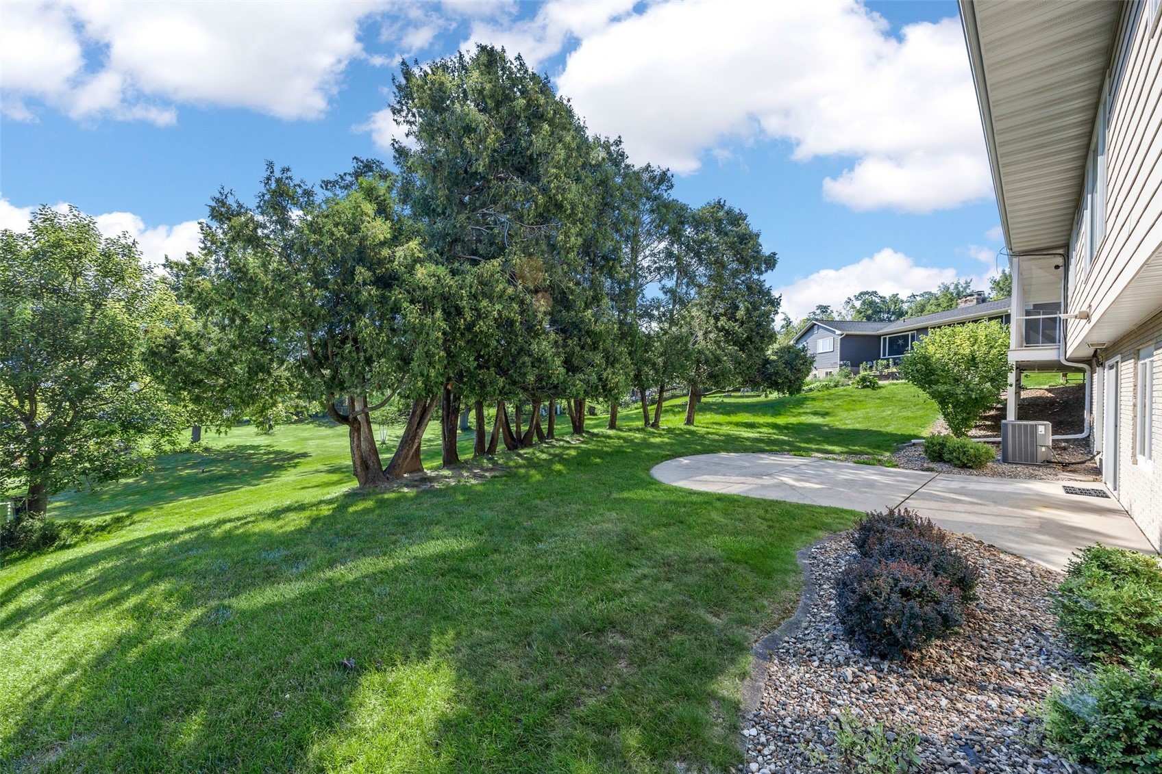 360 Parkland Drive SE Cedar Rapids IA 52403