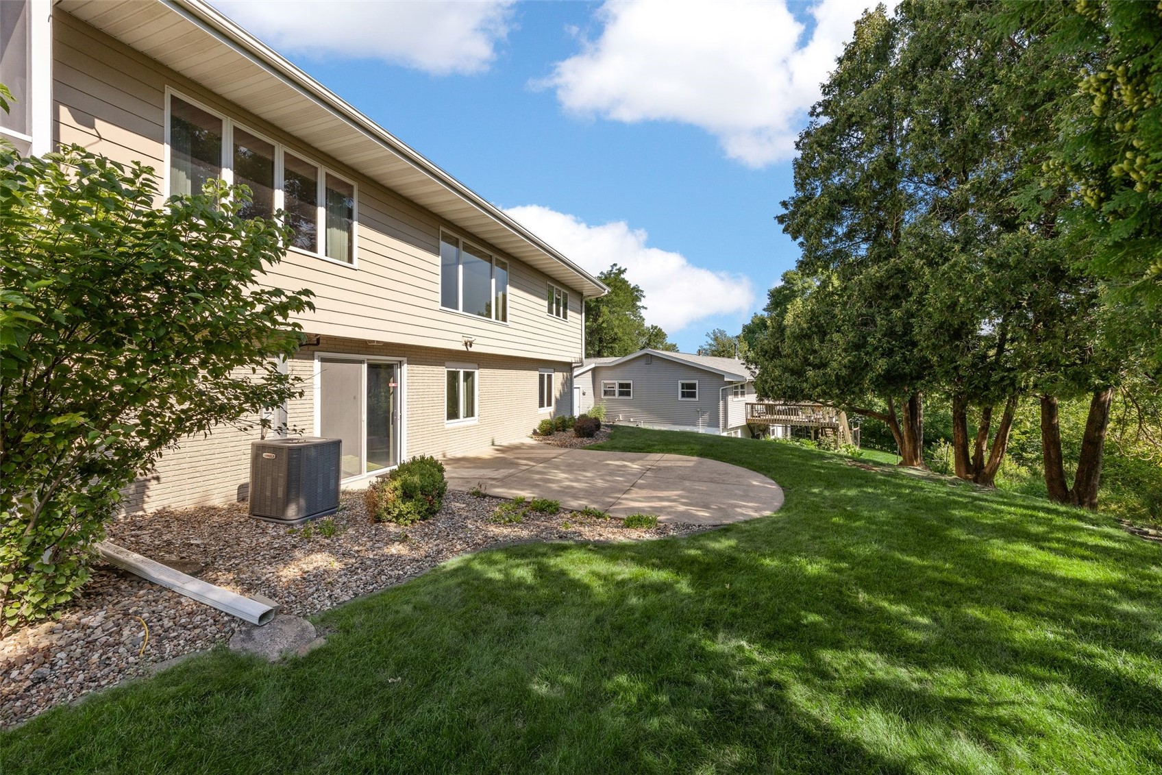 360 Parkland Drive SE Cedar Rapids IA 52403