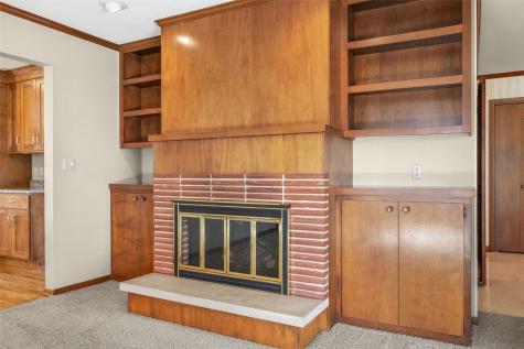 360 Parkland Drive SE Cedar Rapids IA 52403