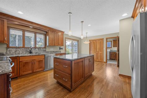 360 Parkland Drive SE Cedar Rapids IA 52403