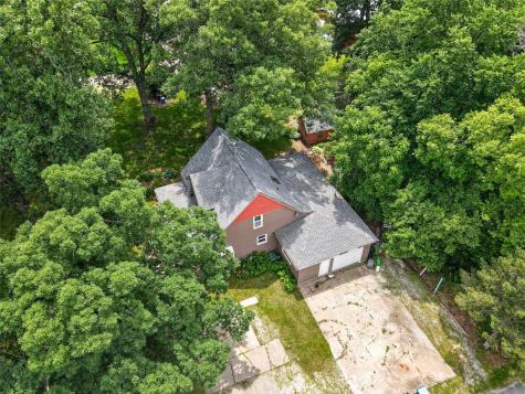 2235 Sugar Bottom Road NE Solon IA 52333
