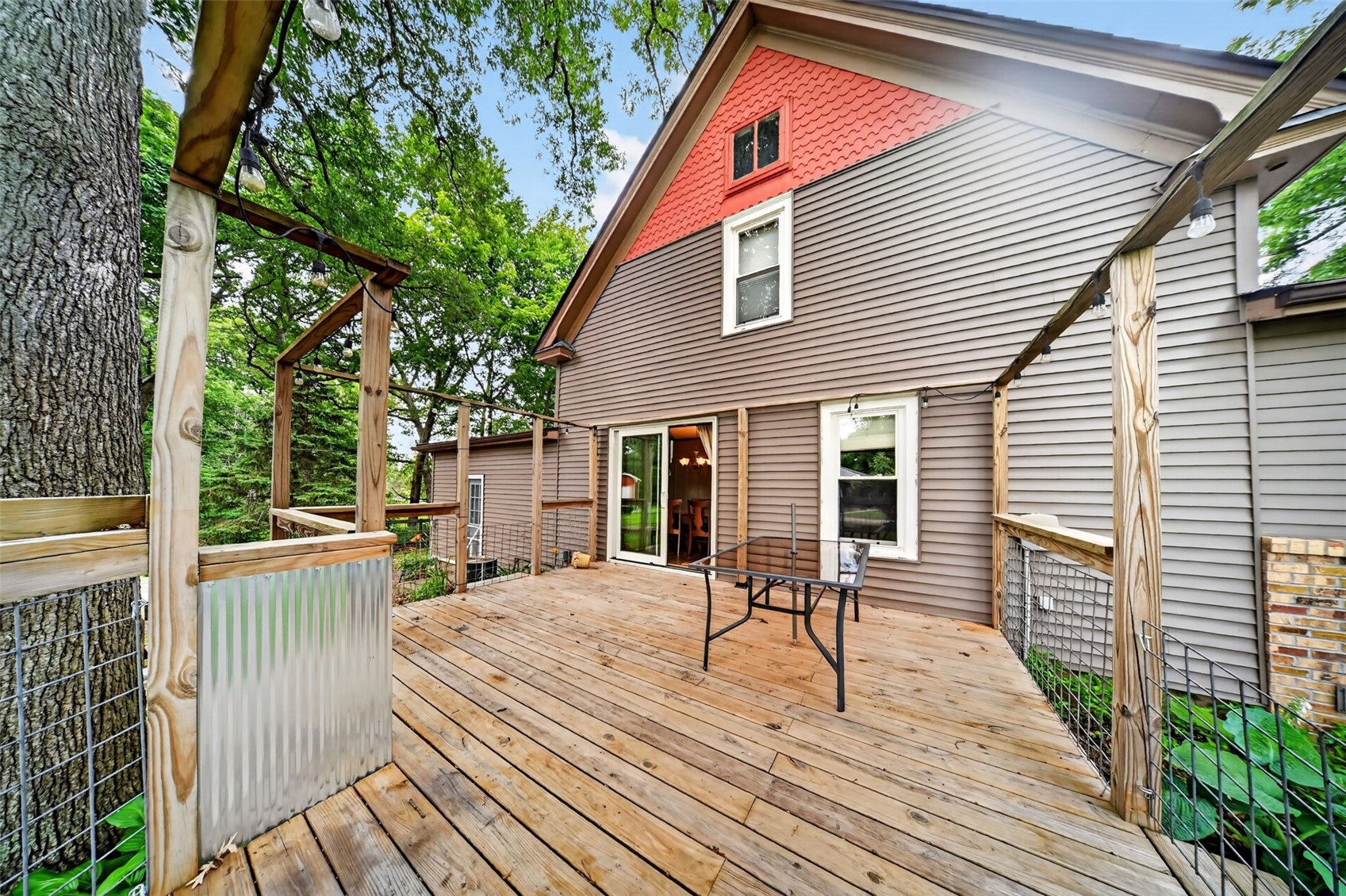 2235 Sugar Bottom Road NE Solon IA 52333