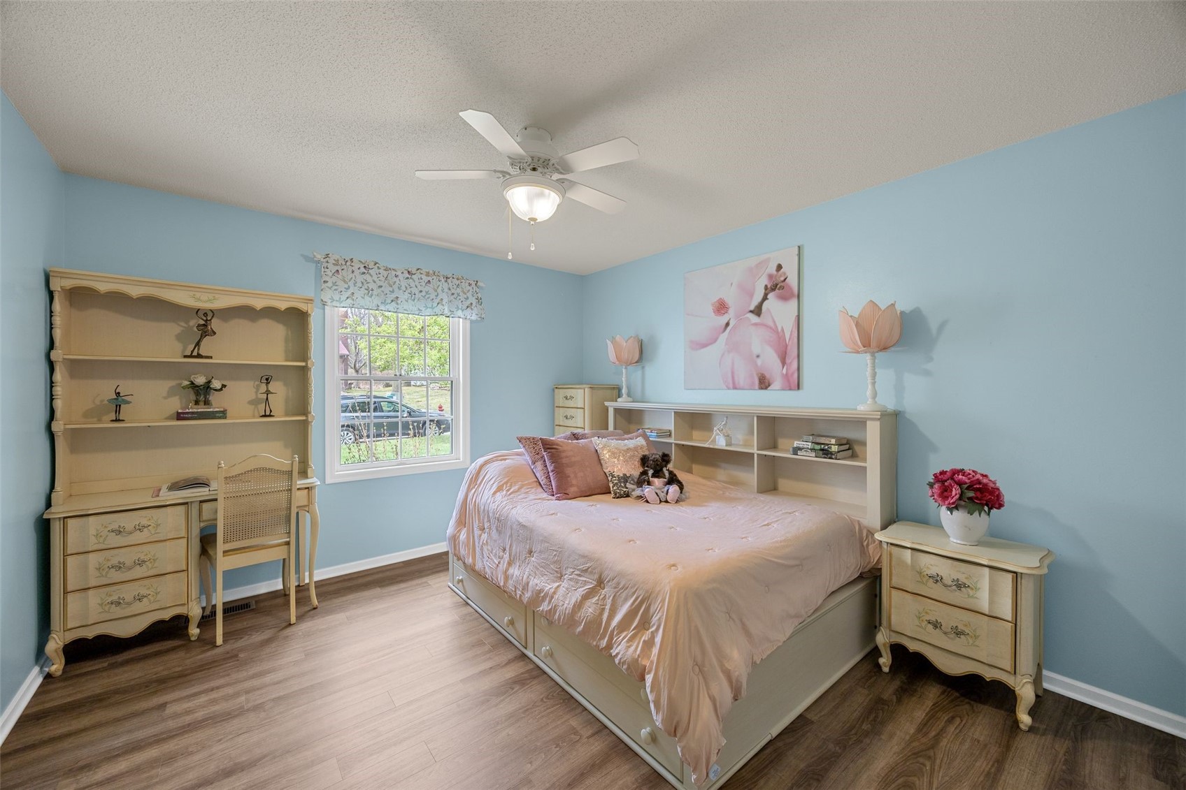 1926 Meadow Ridge Lane Iowa City IA 52245