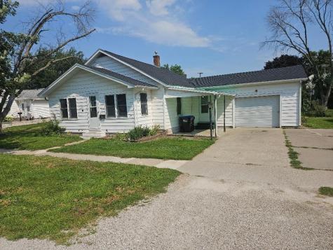 508 15TH Street Belle Plaine IA 52208