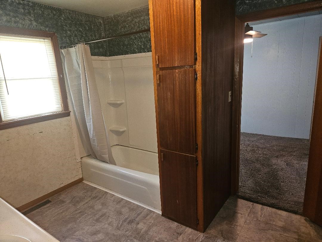 508 15th Street Belle Plaine IA 52208