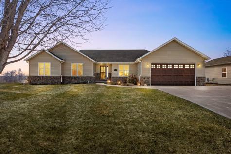 878 Daulton Drive Tipton IA 52772