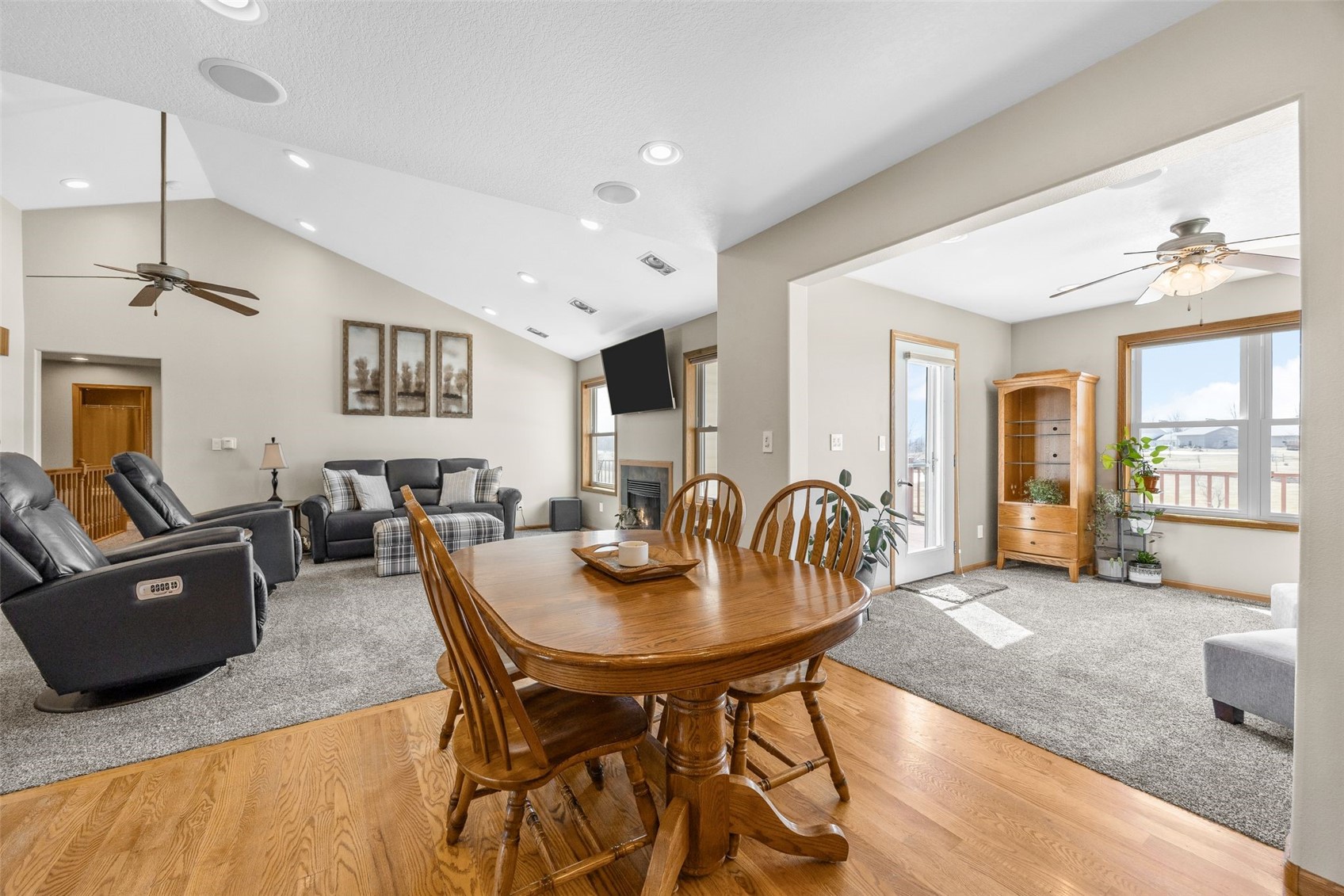878 Daulton Drive Tipton IA 52772